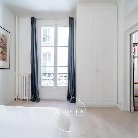Luxury Cardinet 2br By Airsuite